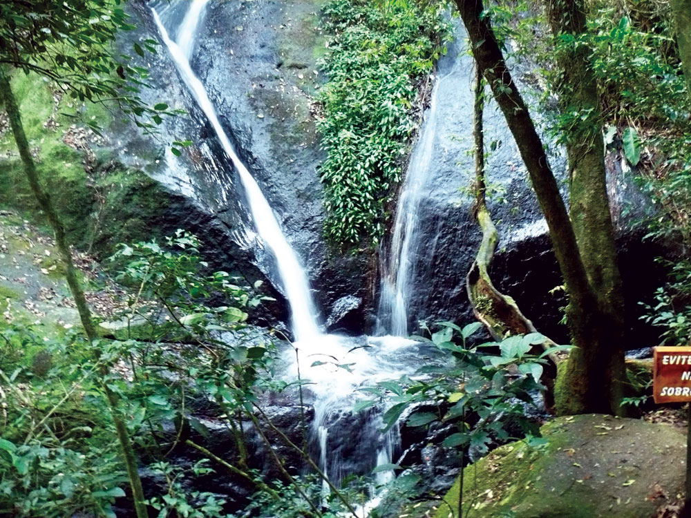 Cachoeira Véu de Noiva – Núcleo do Engordador
